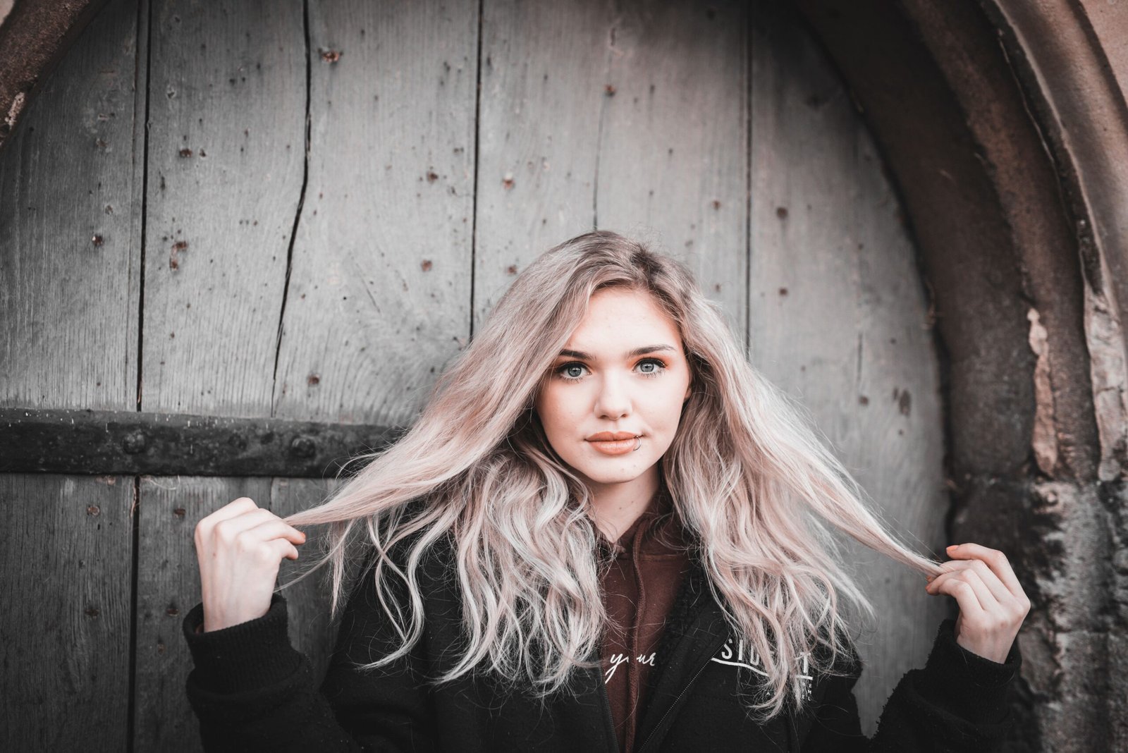 Mia Woodhall