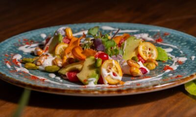 Best Ensalada con Palta Near Me