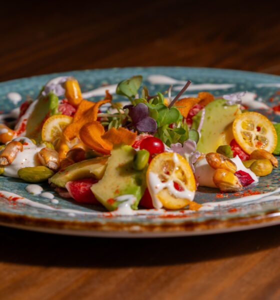 Best Ensalada con Palta Near Me